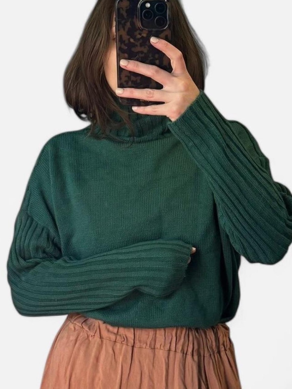 Forest Green Turtleneck Knit Sweater - Classic Cozy Style